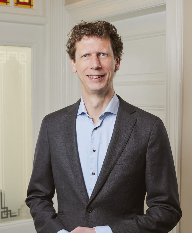 Maurice van der Lans AA